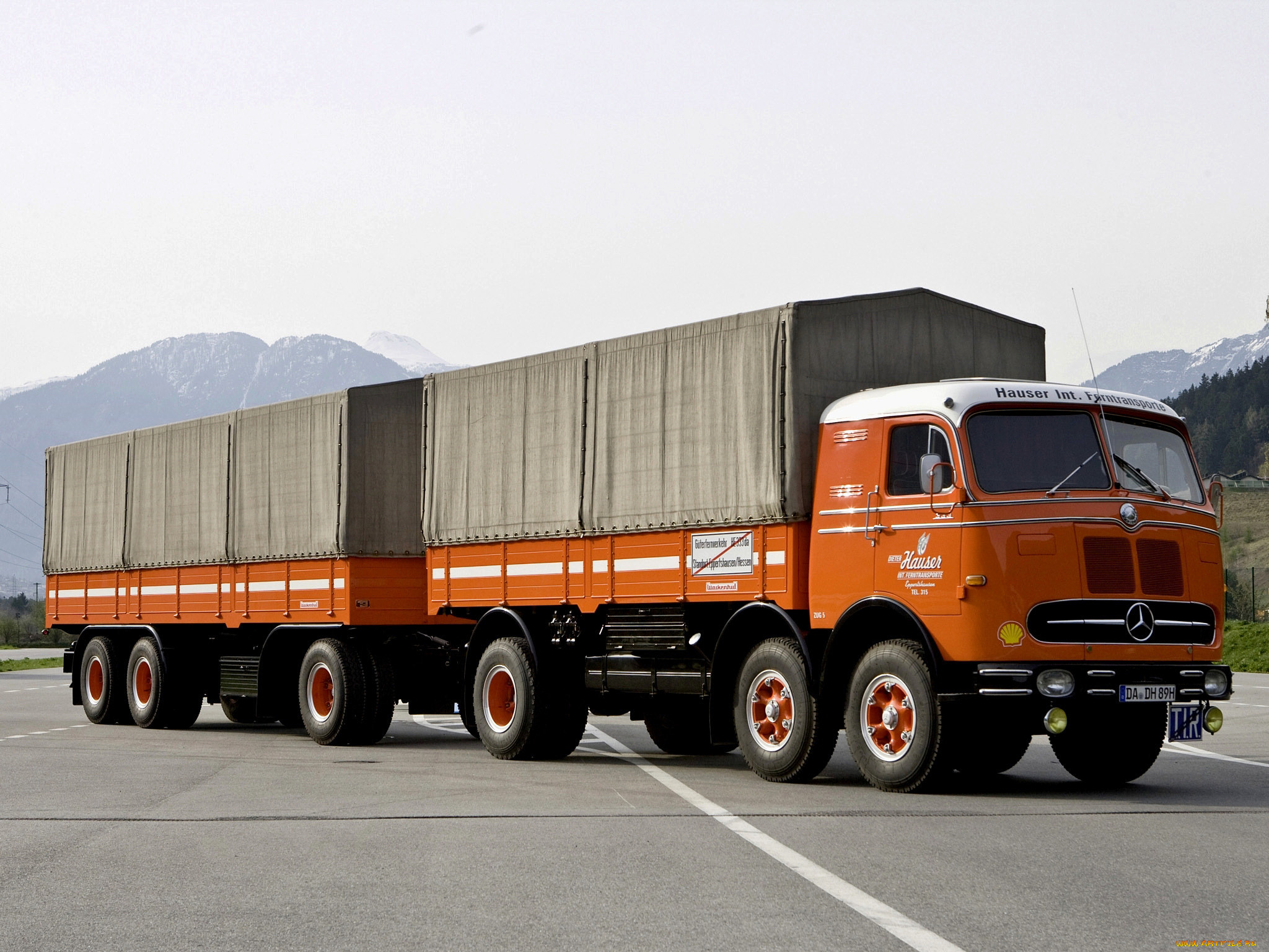 , mercedes, trucks